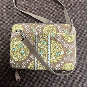 Vera Bradley Hardcase iPad Tablet Carrier Sittin In A Tree